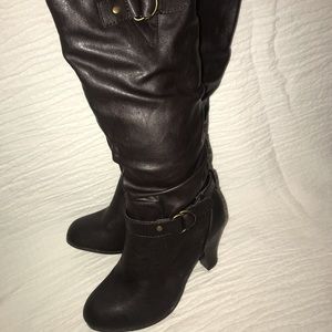 👢 Women’s boots 👢